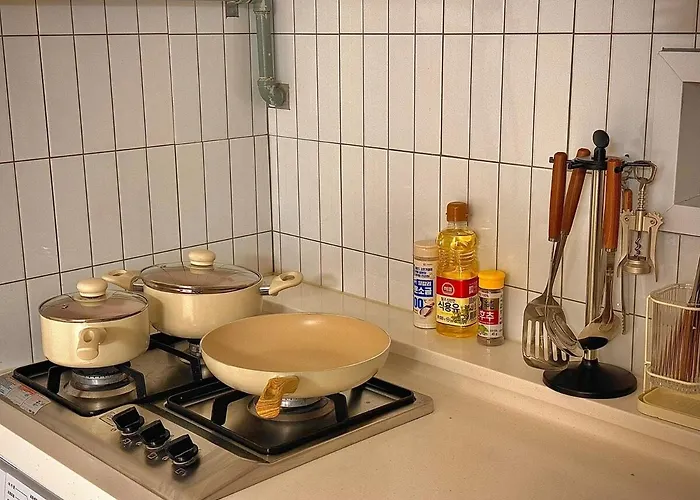 3 Minutes From Gwangalli Sensual Beam Projector 2q Beds Sea&stay 아파트
